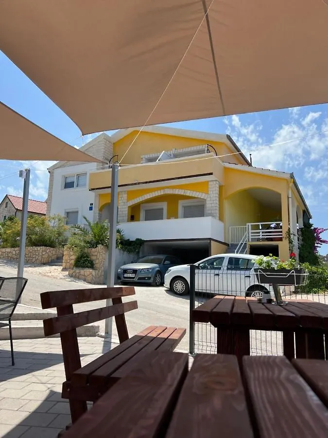 Apartment Julija Donji Okrug   Donji Okrug (Ciovo)